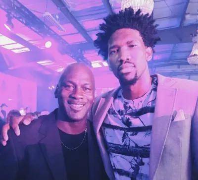 与飞行在纵 与飞行在纵